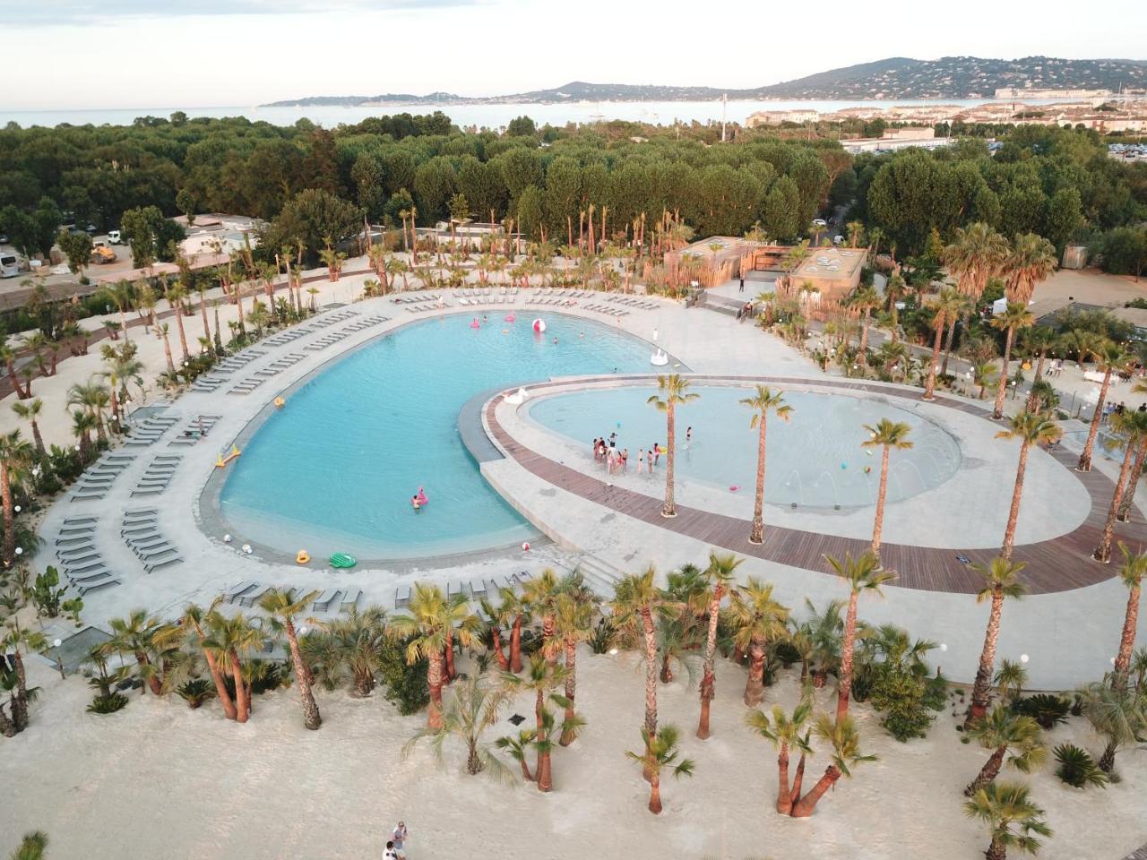 מלון גרימו Bj Riviera מראה חיצוני תמונה